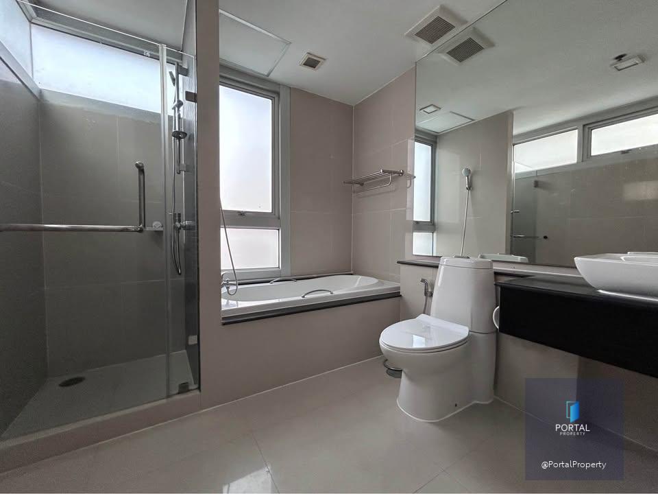 ณุศาสิริ แกรนด์ คอนโด