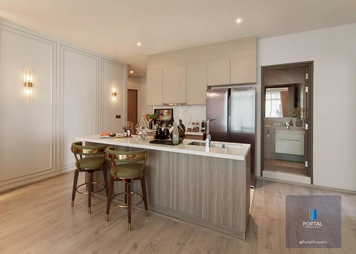 Rhythm Ekkamai Estate