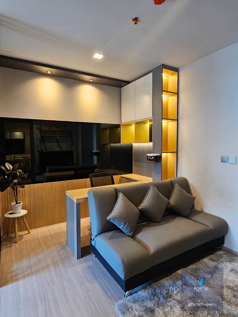 ไลฟ์ อโศก พระราม 9