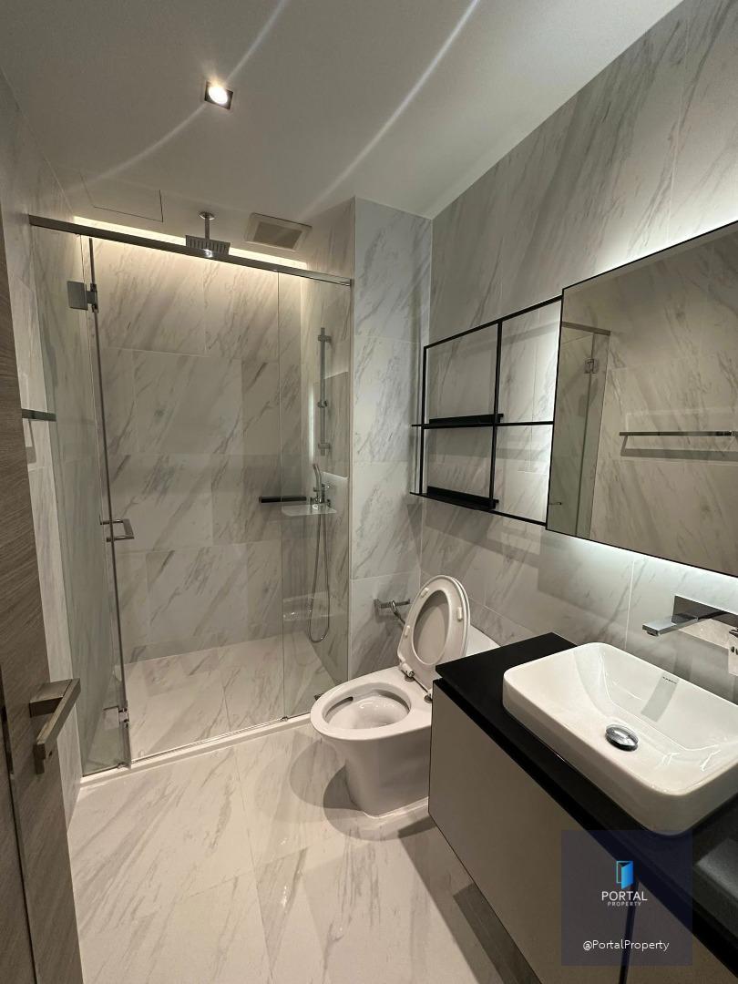 The Room Sukhumvit 38