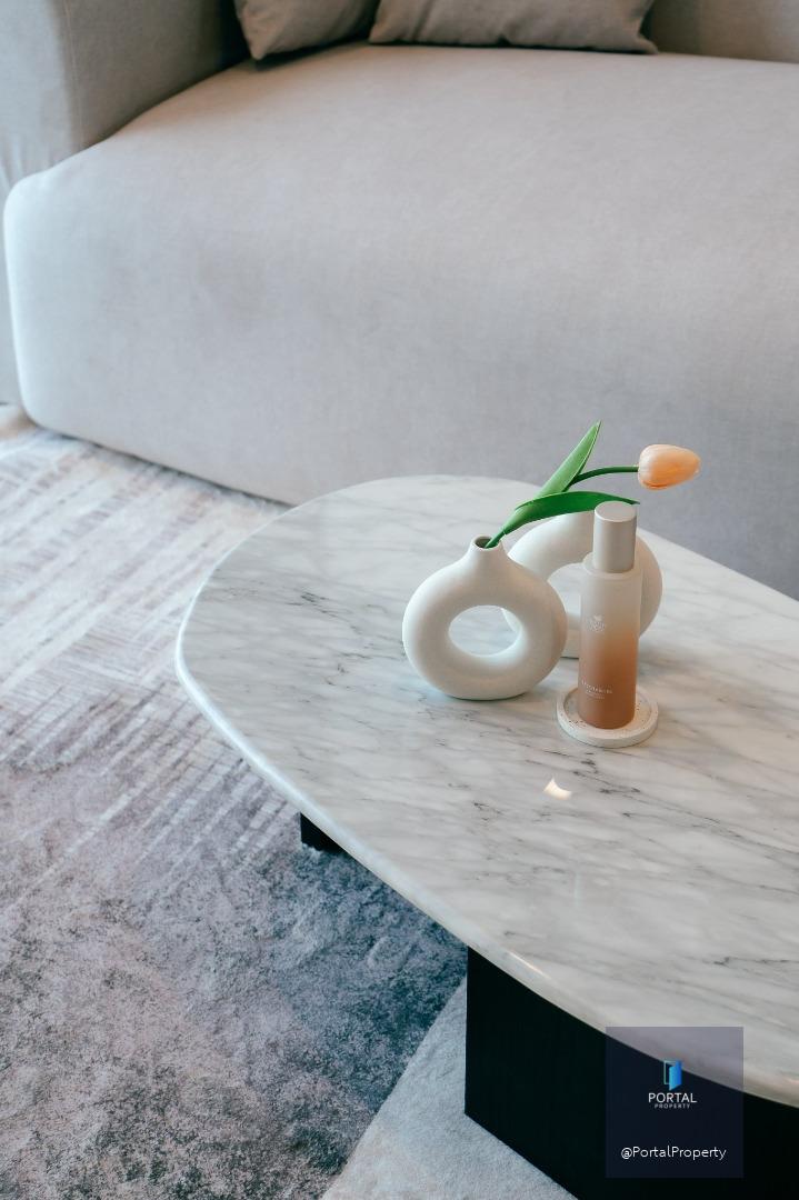 The Crest Park Residences