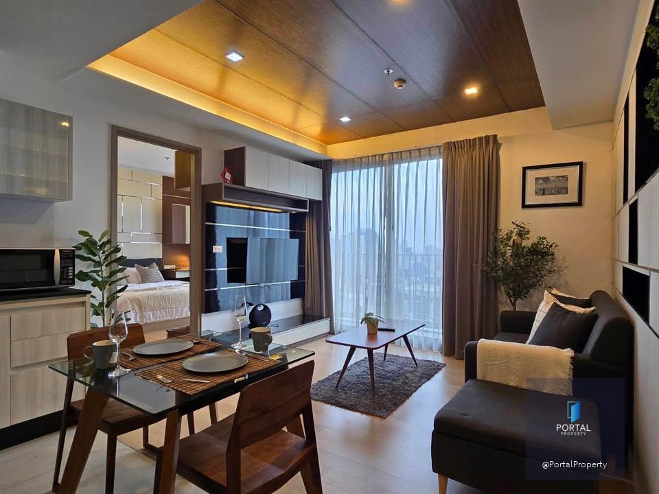 เอชคิว ทองหล่อ