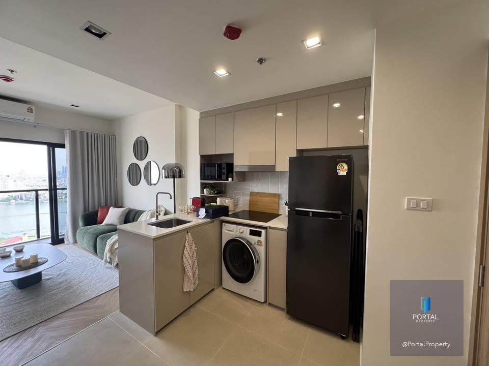 ณ รีวา เจริญนคร