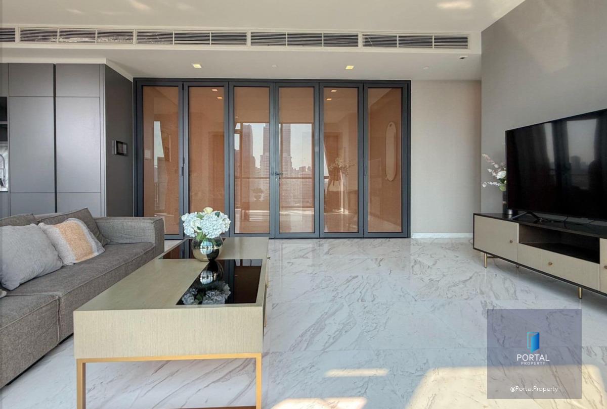 The Monument Thonglo