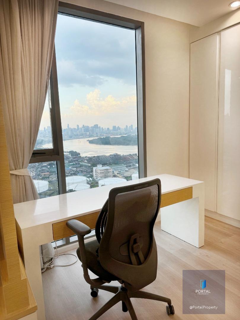 The Breeze Narathiwas