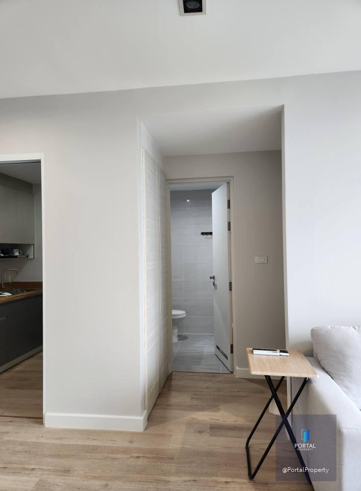 The Room Sathorn - Taksin