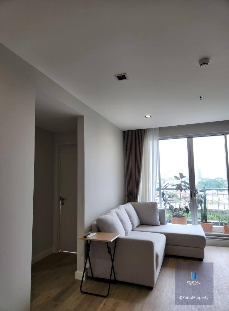 The Room Sathorn - Taksin