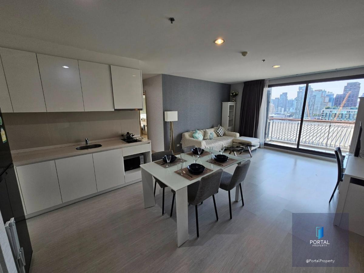 ริธึ่ม สุขุมวิท 42