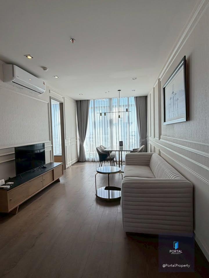 พาร์ค ออริจิ้น พร้อมพงษ์