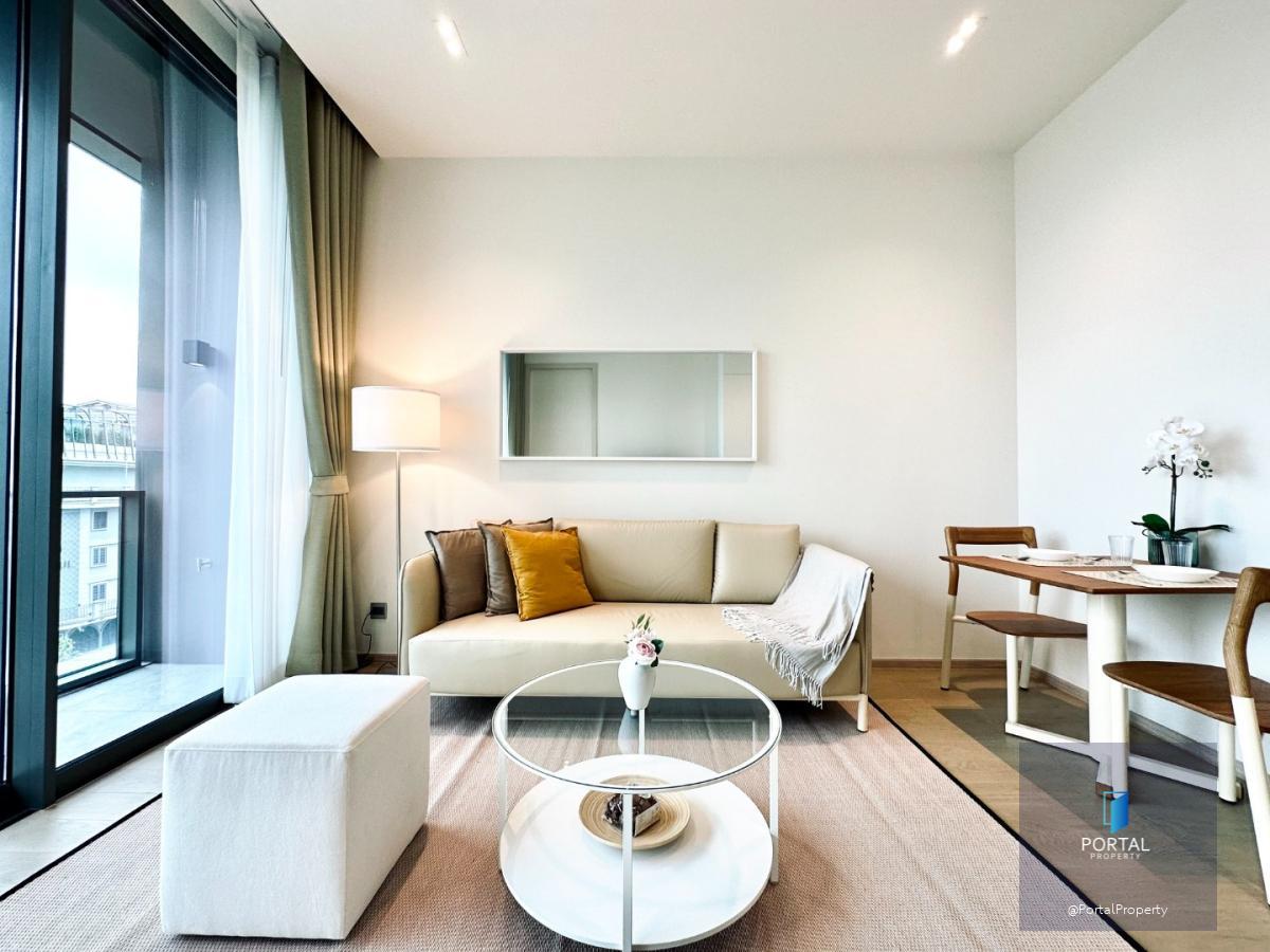 เดอะ สแตรนด์ ทองหล่อ