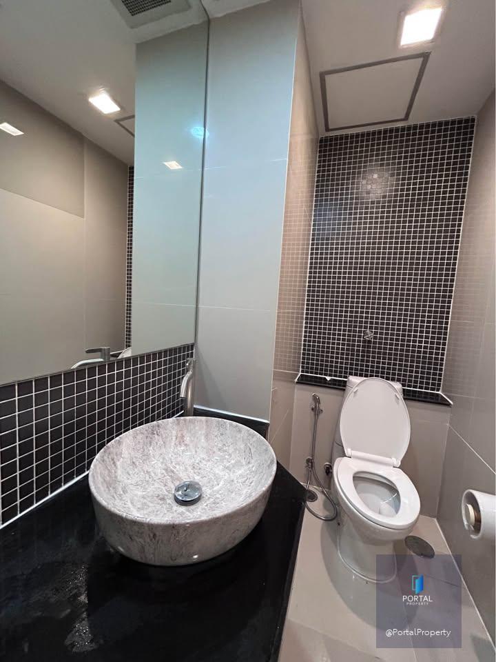 ณุศาสิริ แกรนด์ คอนโด