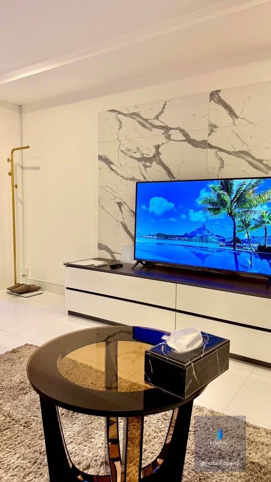 The TRENDY Condominium