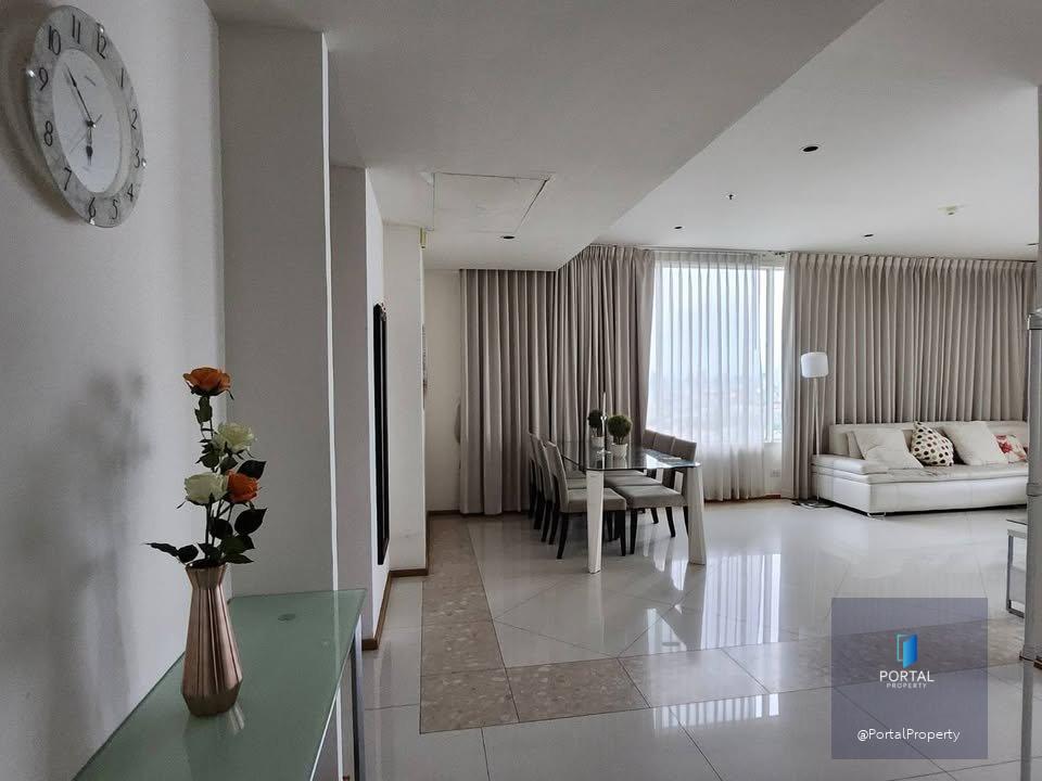 The Empire Place Sathorn